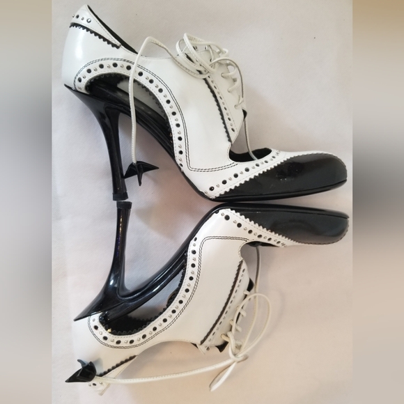 NEW DIOR 39 D'TRICK SPECTATOR BLACK AND WHITE LEATHER STILETTO HEEL - Picture 6 of 9